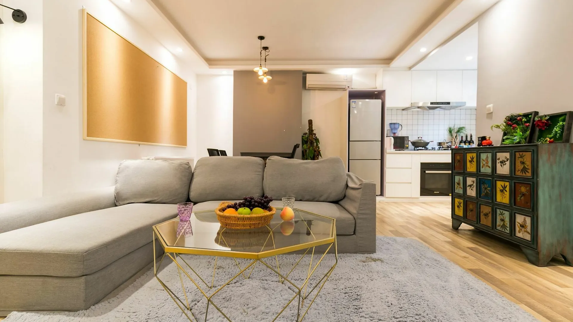 N2Haus Yanan West Road 4 Bedrooms Shanghái
